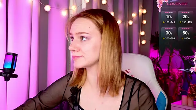 Snapshot of Ramona___ chatting on 01-14-25, 09:24 Ramona online show from 01-14-25, 09:24