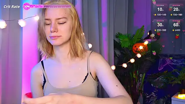 Snapshot of Ramona___ chatting on 10-27-25, 06:06 Ramona online show from 10-27-25, 06:06