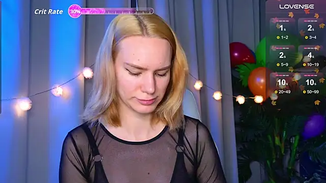 Snapshot of Ramona___ chatting on 11-06-25, 06:03 Ramona online show from 11-06-25, 06:03