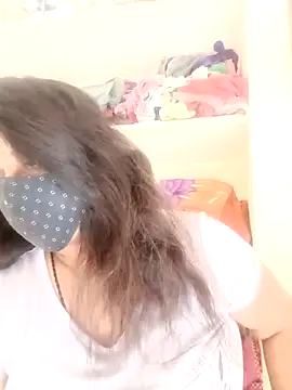 Indiantina online show from 11-23-25, 09:53