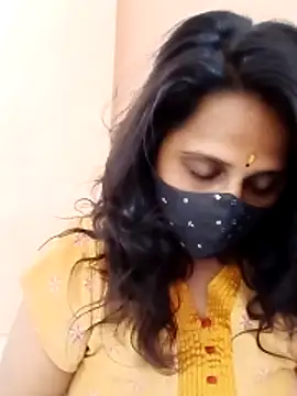 Indiantina online show from 04-19-26, 09:52