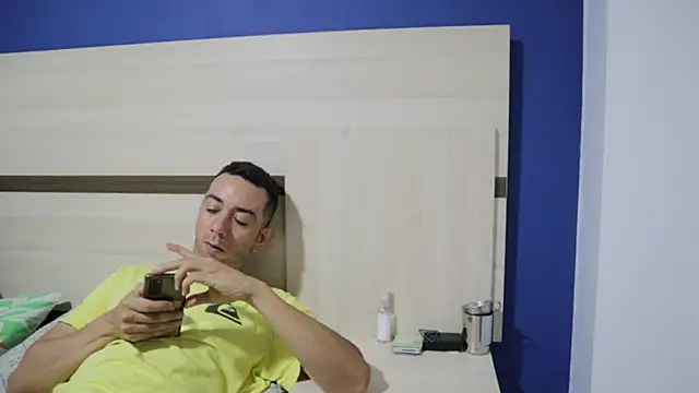 funcouple1985 online show from 12-11-24, 12:44