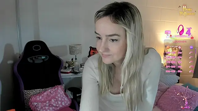 Snapshot of 1Sweetnina chatting on 10-29-25, 08:43 1Sweetnina online show from 10-29-25, 08:43