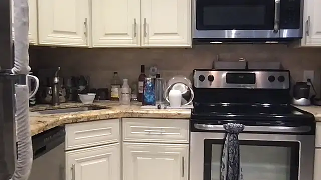 BigGuyMuscle online show from 04-09-26, 08:58