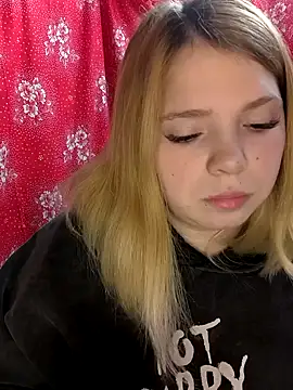 Zuli Kiska online show from 02-13-25, 09:06