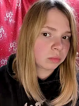 Zuli Kiska online show from 03-12-25, 08:20