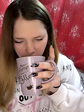 Zuli Kiska online show from 03-15-26, 07:53