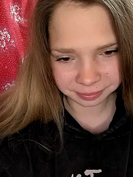 Zuli Kiska online show from 04-09-26, 06:19