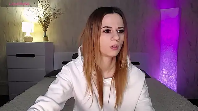 Snapshot of ItsAlisia chatting on 02-15-25, 01:38 ItsAlisia online show from 02-15-25, 01:38