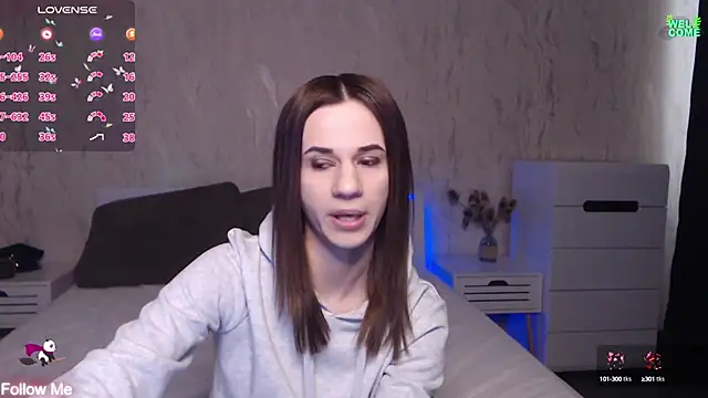 Snapshot of ItsAlisia chatting on 03-18-25, 06:36 ItsAlisia online show from 03-18-25, 06:36