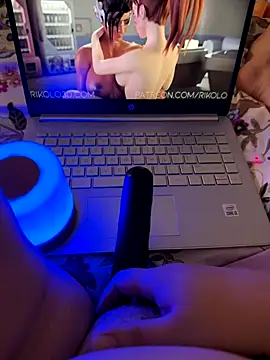 Snapshot of mushkimeow chatting on 10-21-25, 11:38 mushkimeow online show from 10-21-25, 11:38