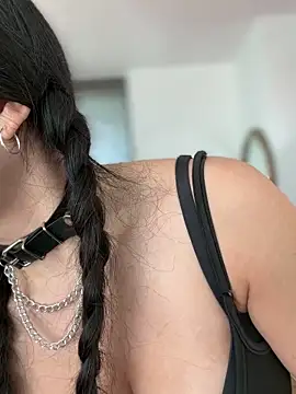 LoveLillyy online show from 12-02-25, 10:27