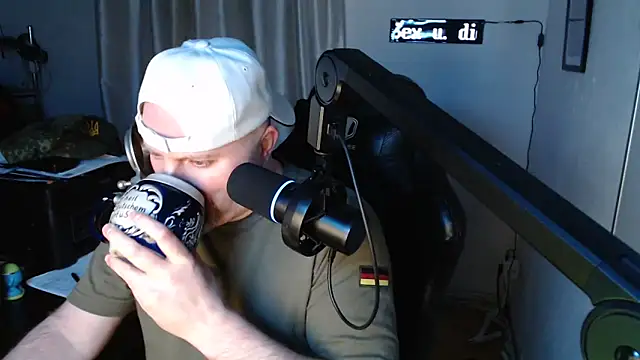 DerPornoPete online show from 12-15-24, 12:40