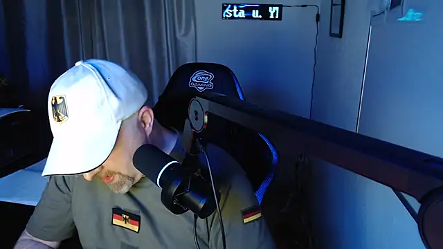 DerPornoPete online show from 12-21-24, 10:30