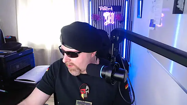 DerPornoPete online show from 06-14-26, 06:43