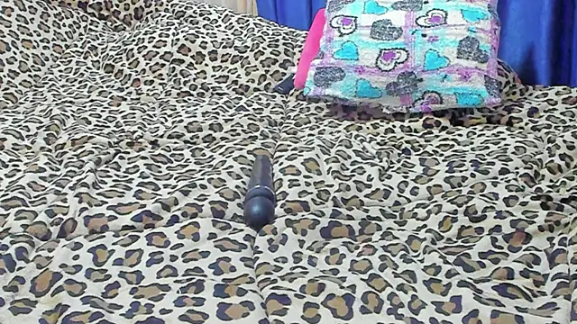 Snapshot of marie_marie03 chatting on 01-31-25, 01:23 marie marie03 online show from 01-31-25, 01:23