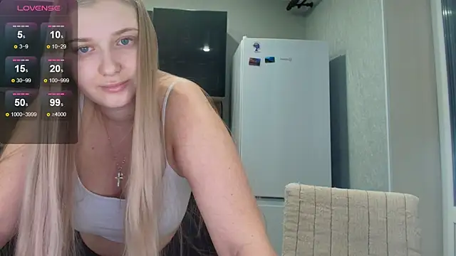 Snapshot of Adr1ana_ chatting on 02-01-26, 04:22 Adr1ana online show from 02-01-26, 04:22