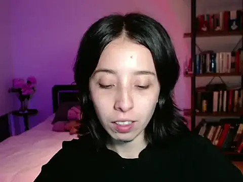 babyluna 8 8 online show from 02-17-26, 04:53