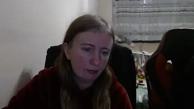 Snapshot of PeterAndJen chatting on 11-13-25, 08:41 PeterAndJen online show from 11-13-25, 08:41