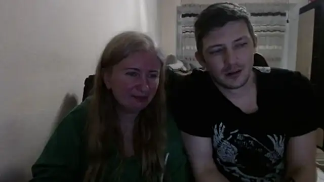 PeterAndJen online show from 04-15-26, 07:58