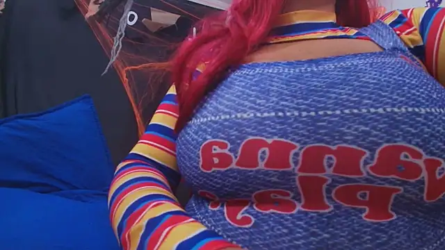 Snapshot of timkerbell_ chatting on 10-31-25, 07:26 timkerbell online show from 10-31-25, 07:26