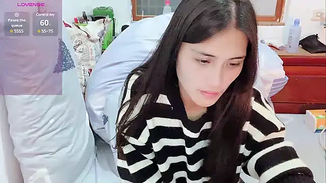 Snapshot of coco0318 chatting on 12-19-24, 02:46 coco0318 online show from 12-19-24, 02:46