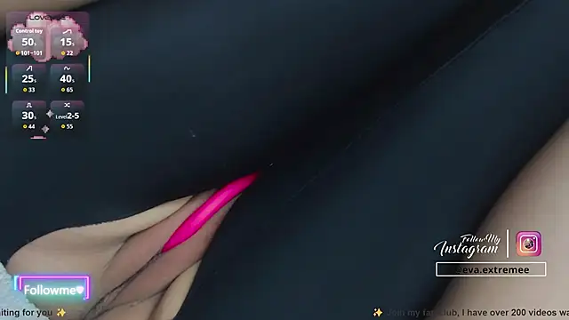 eva cuper online show from 11-17-25, 12:11