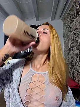 kylie blck online show from 05-18-26, 04:07