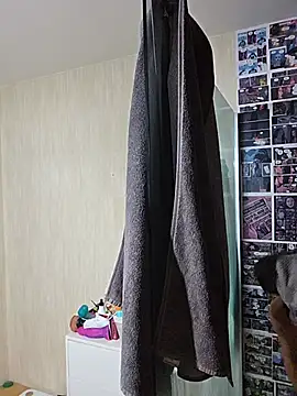 Snapshot of kylie_blck chatting on 06-15-26, 03:31 kylie blck online show from 06-15-26, 03:31