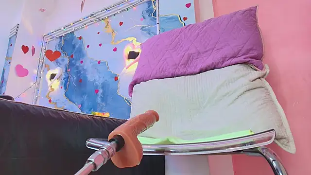 Snapshot of lorrayne_ chatting on 02-25-26, 12:26 lorrayne online show from 02-25-26, 12:26