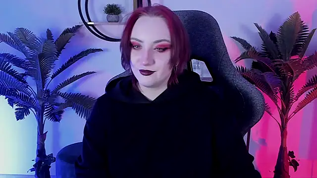 AsheLucker online show from 12-15-24, 08:15