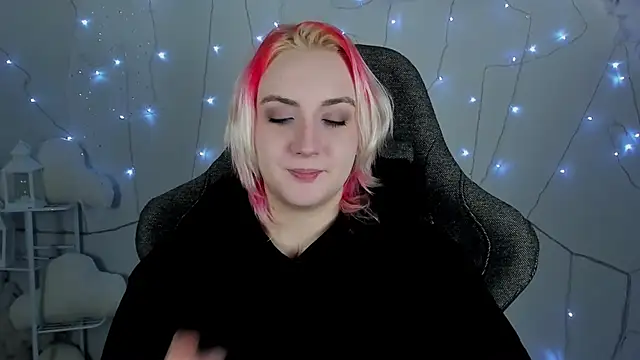 AsheLucker online show from 01-30-25, 08:21