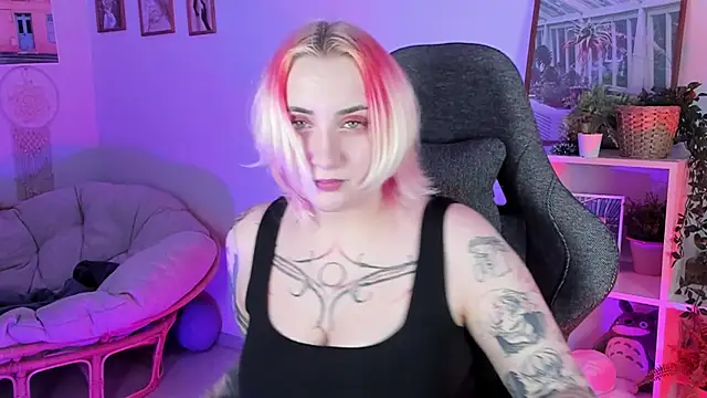 AsheLucker online show from 03-02-25, 08:48