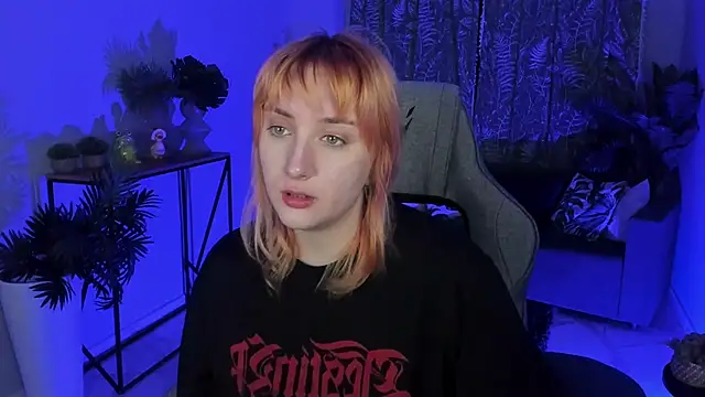 AsheLucker online show from 09-19-25, 02:24