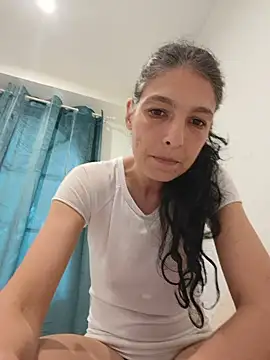 Snapshot of Sposini69 chatting on 05-18-26, 03:07 Sposini69 online show from 05-18-26, 03:07