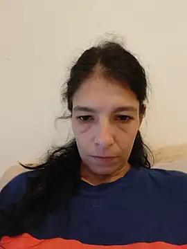 Snapshot of Sposini69 chatting on 06-28-26, 12:33 Sposini69 online show from 06-28-26, 12:33