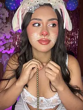 Ambar pe  online show from 04-04-26, 02:32