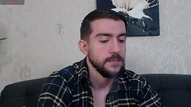Snapshot of Dylan_Best chatting on 01-05-25, 02:19 Dylan Best online show from 01-05-25, 02:19
