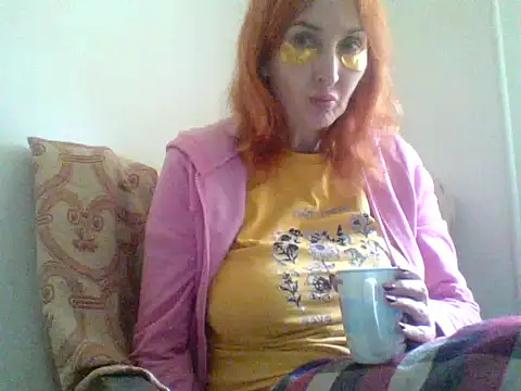 MssAngela online show from 10-28-25, 07:23