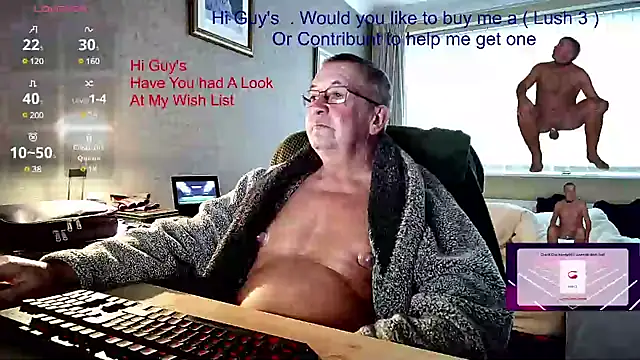 Snapshot of Aandy62 chatting on 12-12-24, 08:25 Aandy62 online show from 12-12-24, 08:25