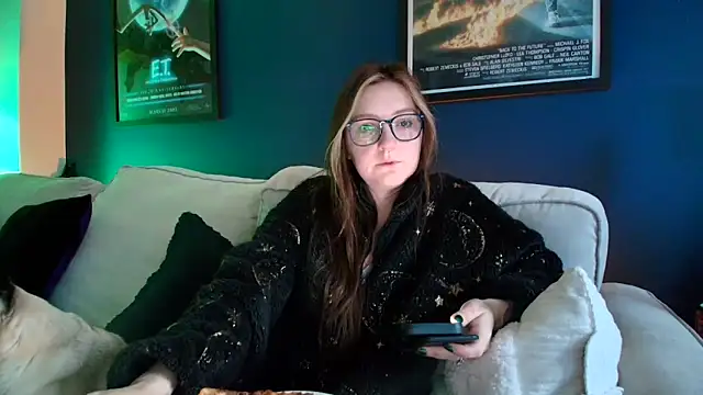 Snapshot of short_sweetpea chatting on 11-25-25, 07:41 short sweetpea online show from 11-25-25, 07:41