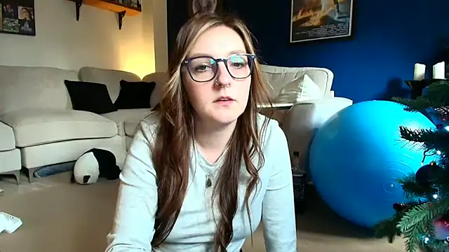 Snapshot of short_sweetpea chatting on 12-14-25, 01:27 short sweetpea online show from 12-14-25, 01:27