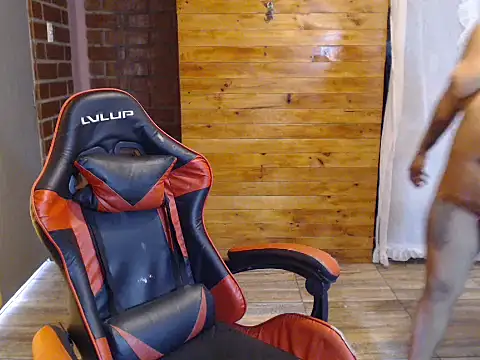 Snapshot of Hilarybunnyy chatting on 03-14-26, 02:11 Hilarybunnyy online show from 03-14-26, 02:11