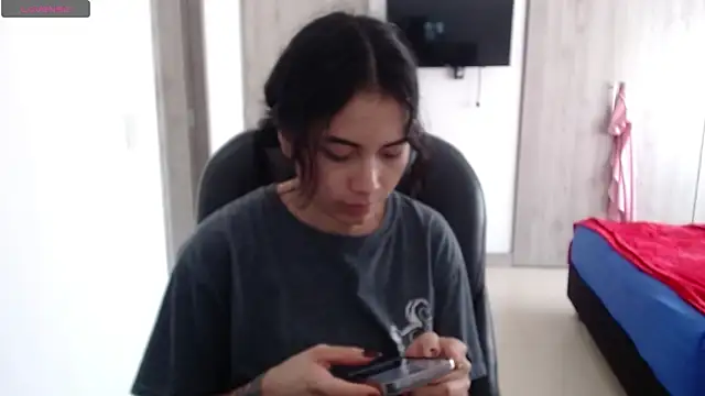 numberfav8 online show from 12-24-24, 06:17