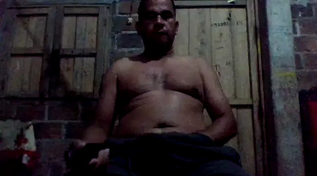 Snapshot of axomen chatting on 01-03-25, 03:16 axomen online show from 01-03-25, 03:16