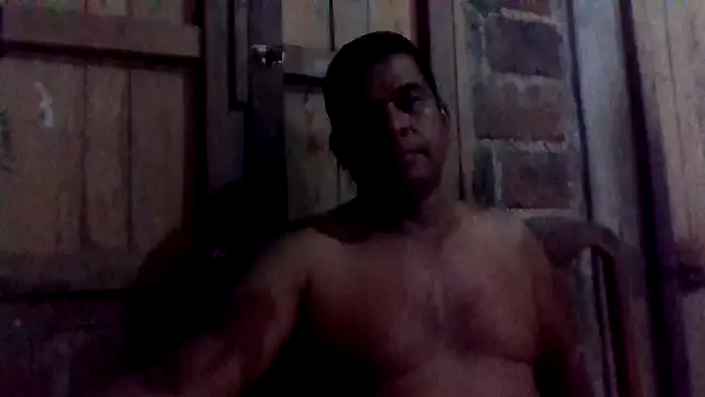 Snapshot of axomen chatting on 02-09-26, 02:37 axomen online show from 02-09-26, 02:37