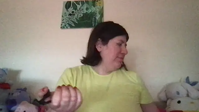 Snapshot of HYPHYtype chatting on 06-10-26, 11:13 HYPHYtype online show from 06-10-26, 11:13