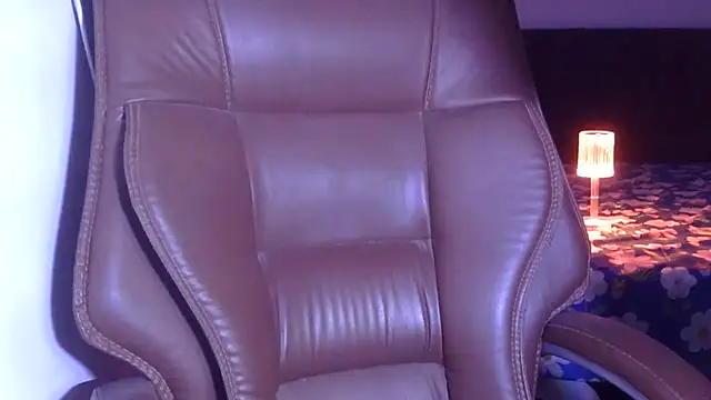 Snapshot of Maalnad_beauty chatting on 10-22-25, 09:47 Maalnad beauty online show from 10-22-25, 09:47