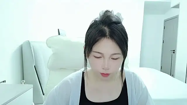 Sunset glow online show from 10-13-25, 07:08