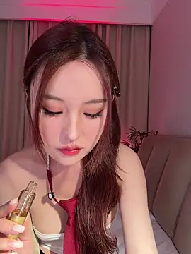 Snapshot of sphynx-_- chatting on 05-22-26, 12:55 sphynx- - online show from 05-22-26, 12:55